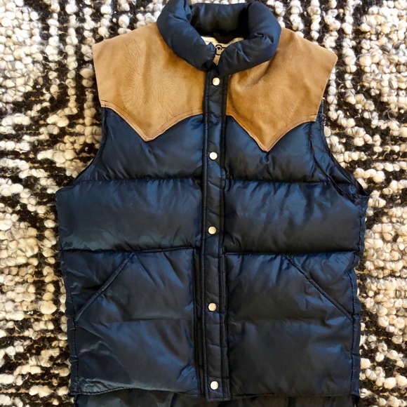 Woolrich Jackets & Blazers - Vintage Woolrich down filled puffer vest Size S